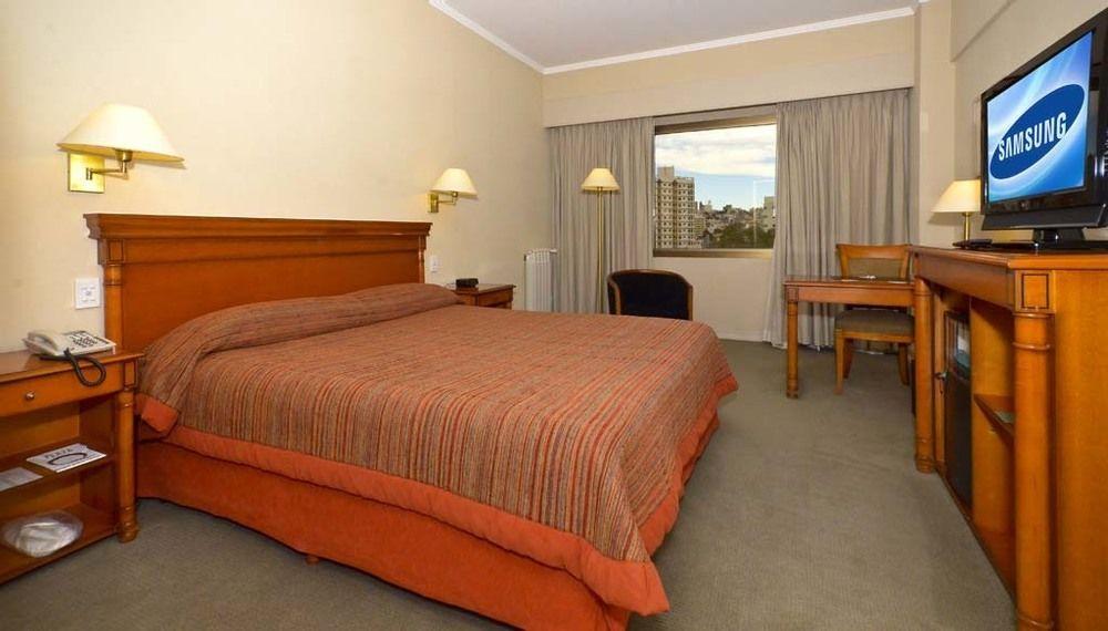 Austral Express Hotel Comodoro Rivadavia Kültér fotó