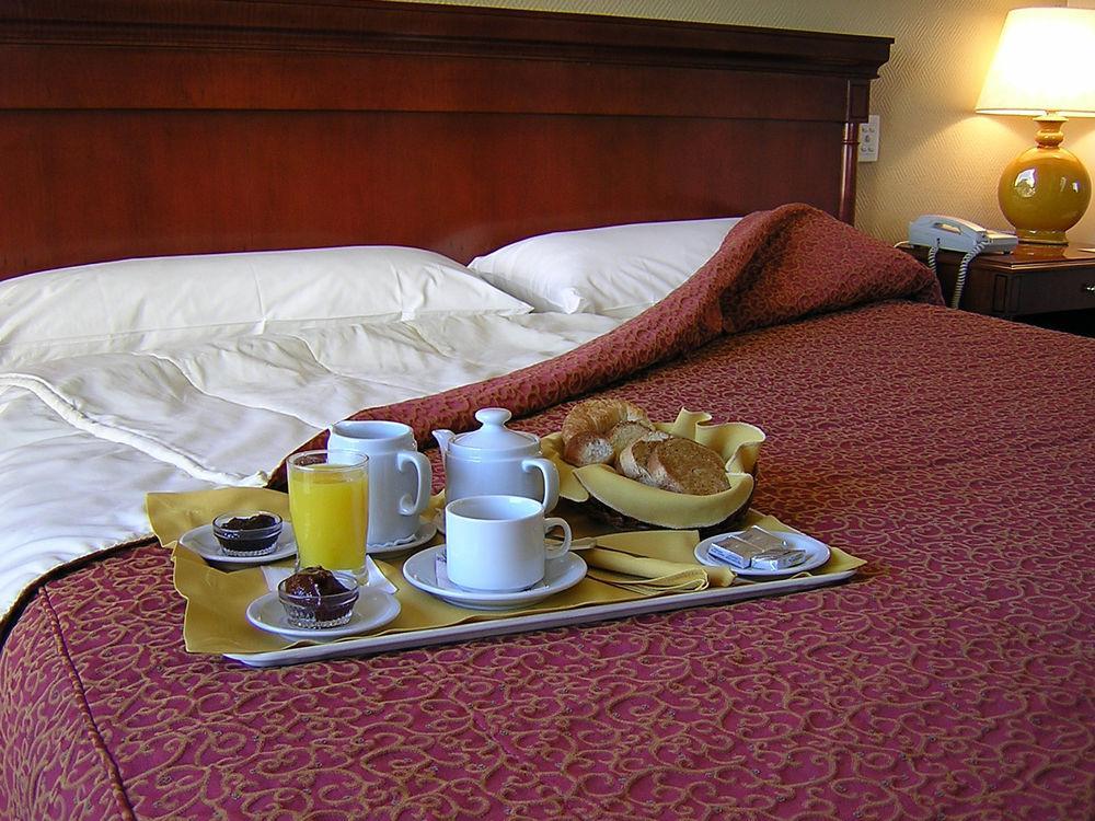 Austral Express Hotel Comodoro Rivadavia Kültér fotó